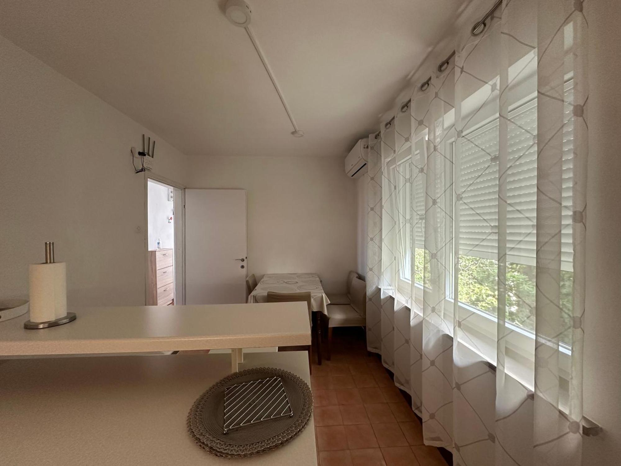 Apartma Ira *
