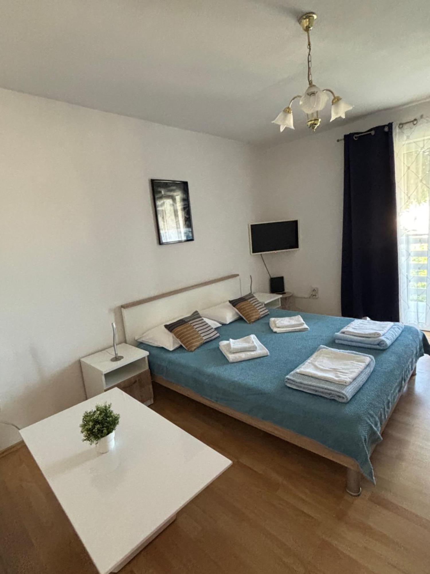 Ira Apartma